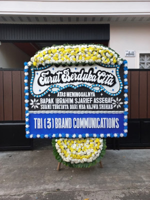 Papan Bunga Duka di Sedong